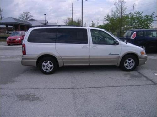 Pontiac Montana 2005 photo 1