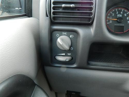 Pontiac Montana 2005 photo 4