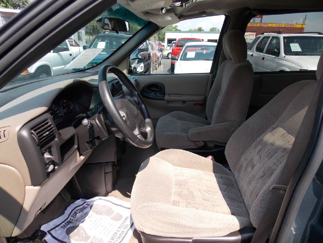 Pontiac Montana 2005 photo 4