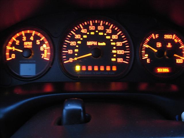 Pontiac Montana 2005 photo 2