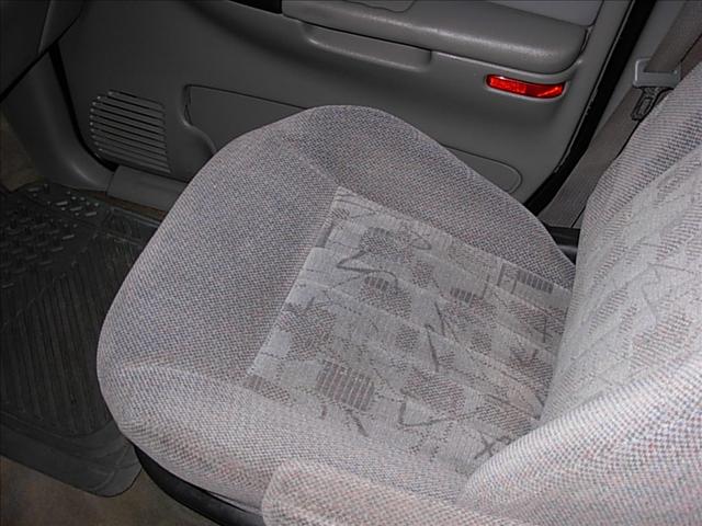 Pontiac Montana 2005 photo 3