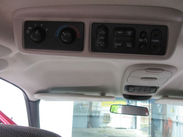Pontiac Montana 2005 photo 8