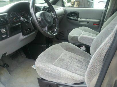 Pontiac Montana 2005 photo 4