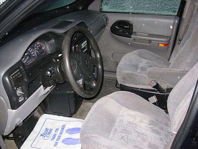 Pontiac Montana 2005 photo 4