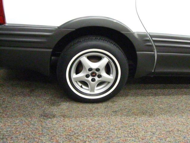Pontiac Montana 2005 photo 2