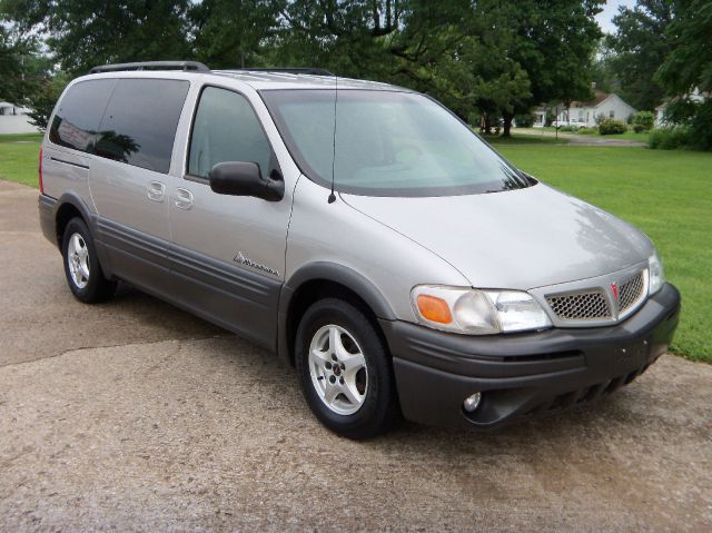 Pontiac Montana 2005 photo 2