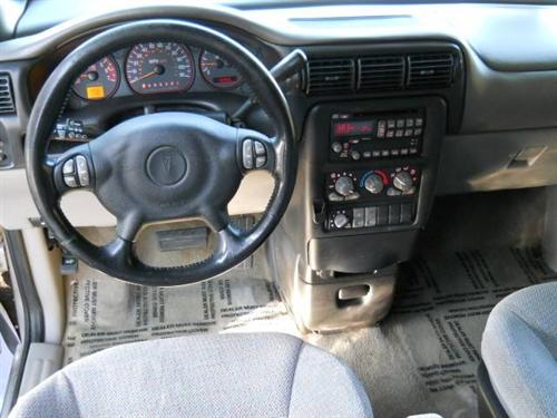 Pontiac Montana 2005 photo 1