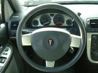Pontiac Montana SV6 2005 photo 3