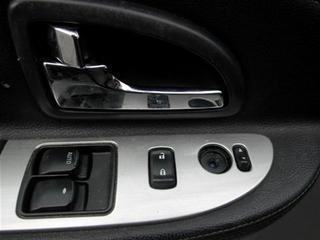 Pontiac Montana SV6 2005 photo 1