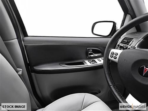 Pontiac Montana SV6 2005 photo 2