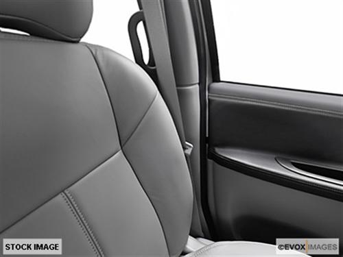 Pontiac Montana SV6 2005 photo 3