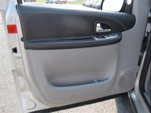 Pontiac Montana SV6 2005 photo 3