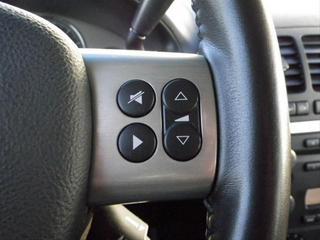 Pontiac Montana SV6 2005 photo 2