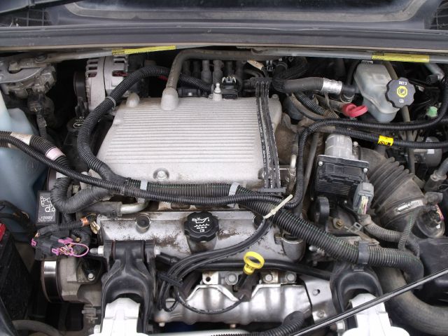 Pontiac Montana SV6 2005 photo 4