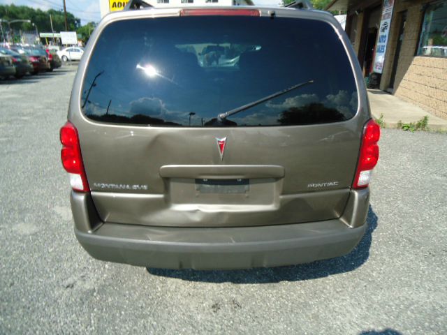 Pontiac Montana SV6 2005 photo 2