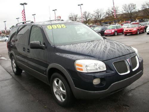 Pontiac Montana SV6 2006 photo 2