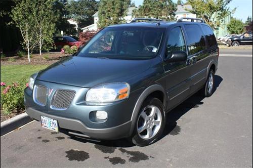 Pontiac Montana SV6 2006 photo 2
