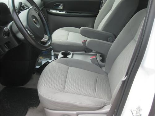 Pontiac Montana SV6 2006 photo 4