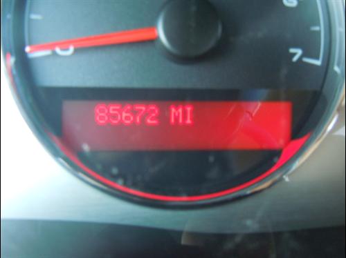 Pontiac Montana SV6 2006 photo 2