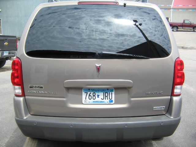 Pontiac Montana SV6 2006 photo 1