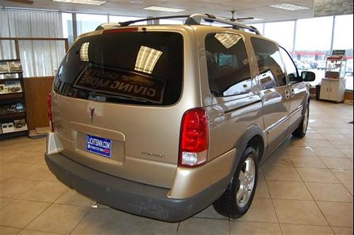 Pontiac Montana SV6 2006 photo 3