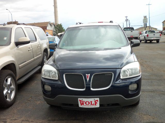 Pontiac Montana SV6 2006 photo 2