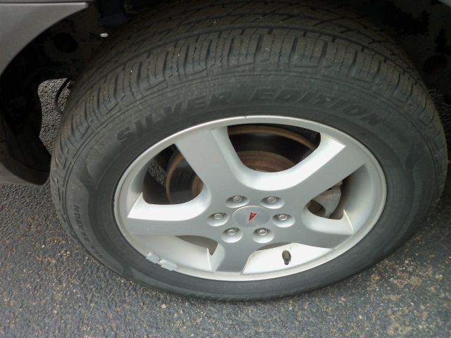 Pontiac Montana SV6 2006 photo 4