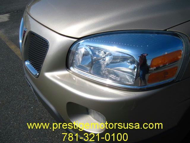 Pontiac Montana SV6 2006 photo 4