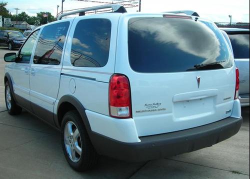 Pontiac Montana SV6 2006 photo 1