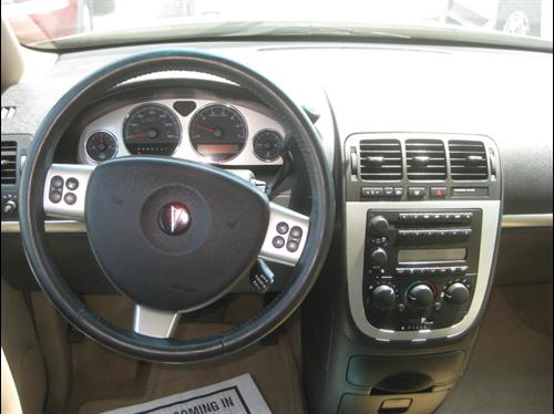 Pontiac Montana SV6 2006 photo 2