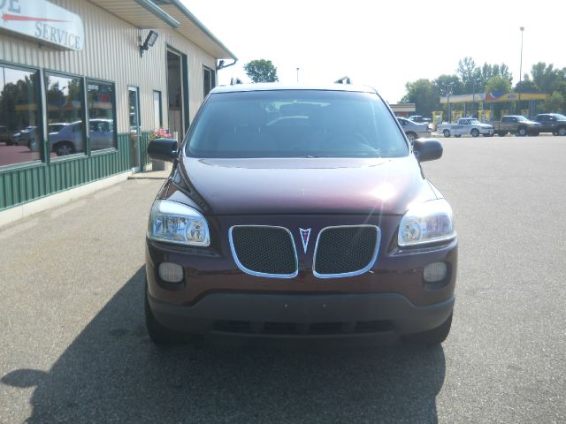 Pontiac Montana SV6 2006 photo 2