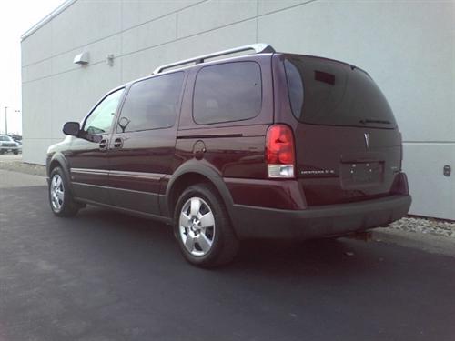 Pontiac Montana SV6 2006 photo 2