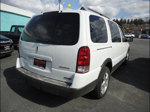 Pontiac Montana SV6 2006 photo 3