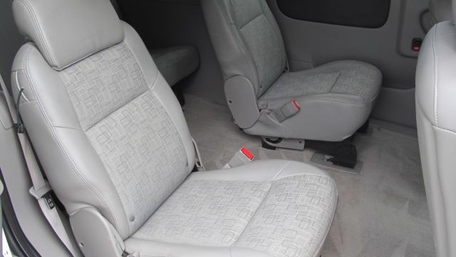 Pontiac Montana SV6 2007 photo 1