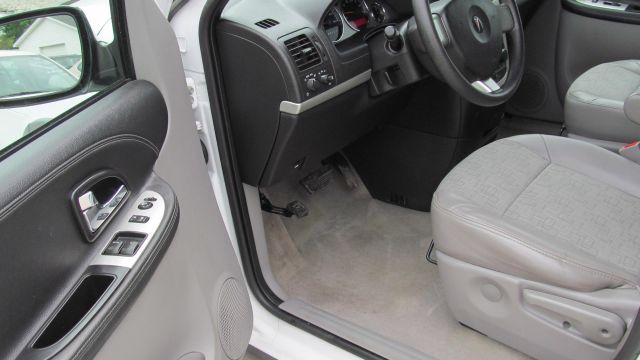 Pontiac Montana SV6 2007 photo 6