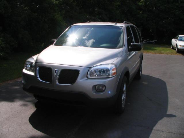 Pontiac Montana SV6 2007 photo 1