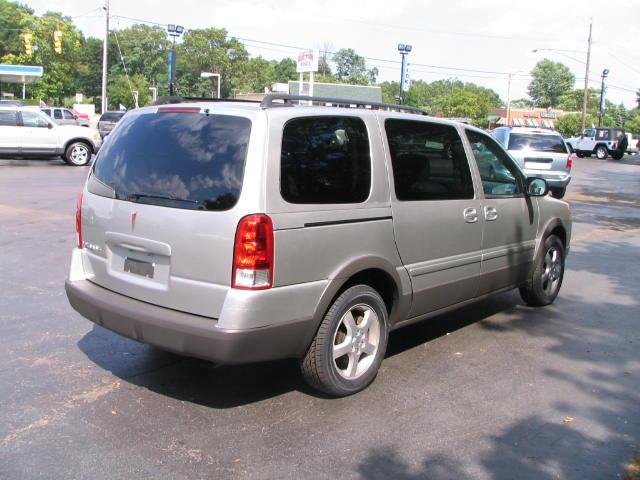 Pontiac Montana SV6 2007 photo 3
