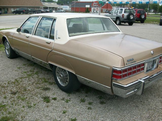 Pontiac Parisienne 1985 photo 1