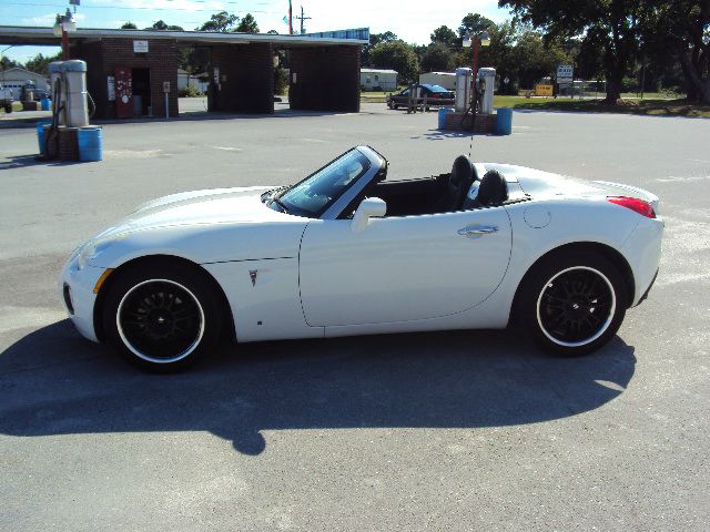Pontiac Solstice 2007 photo 2