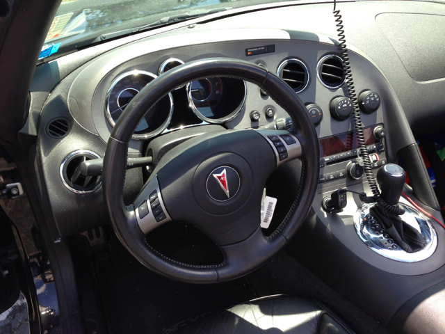 Pontiac Solstice 2008 photo 2