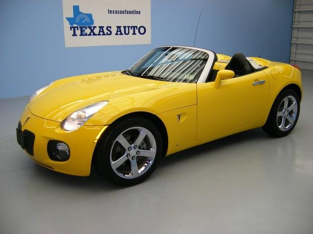 Pontiac Solstice Sport Utility Pickup 4D Convertible