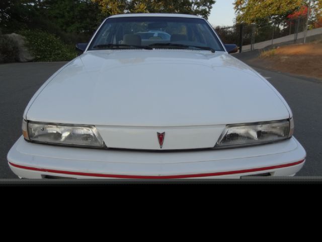 Pontiac Sunbird 1994 photo 3
