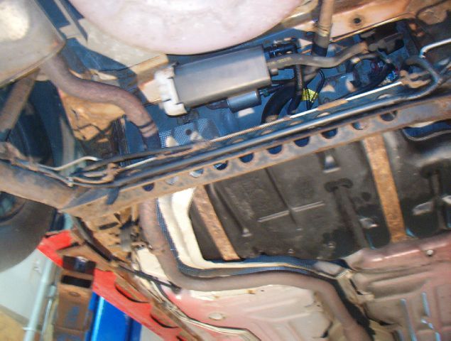 Pontiac Sunbird 2002 photo 2