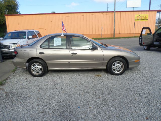 Pontiac Sunfire 1996 photo 1