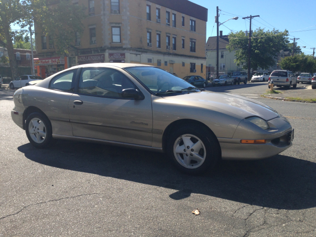 Pontiac Sunfire 1997 photo 2