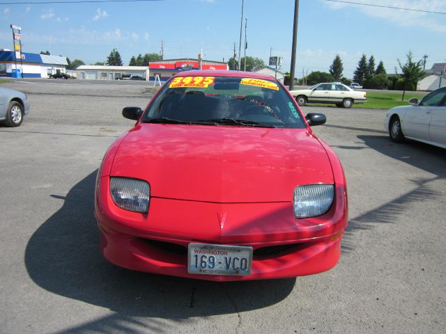 Pontiac Sunfire 1997 photo 1