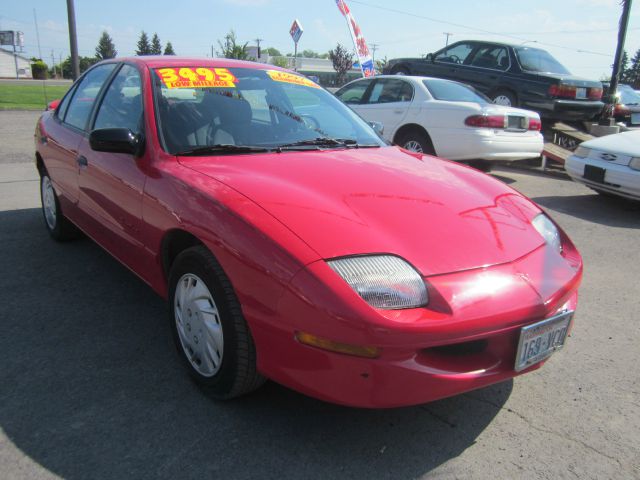 Pontiac Sunfire 1997 photo 2