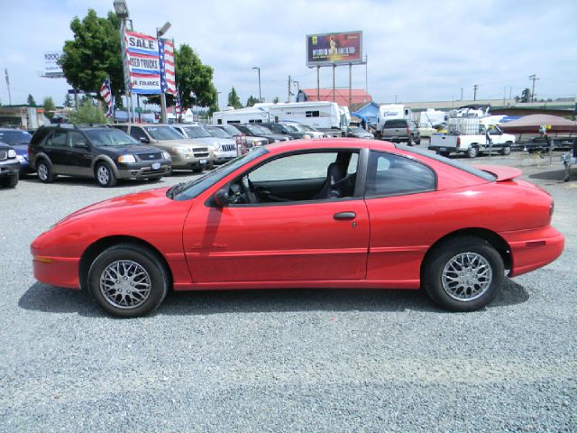Pontiac Sunfire 1997 photo 1