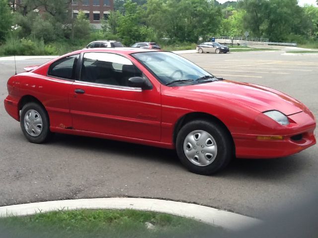 Pontiac Sunfire 1998 photo 1