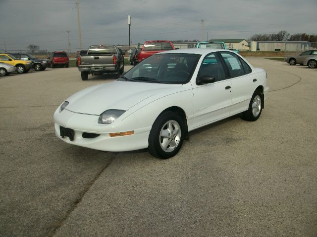 Pontiac Sunfire 1998 photo 1